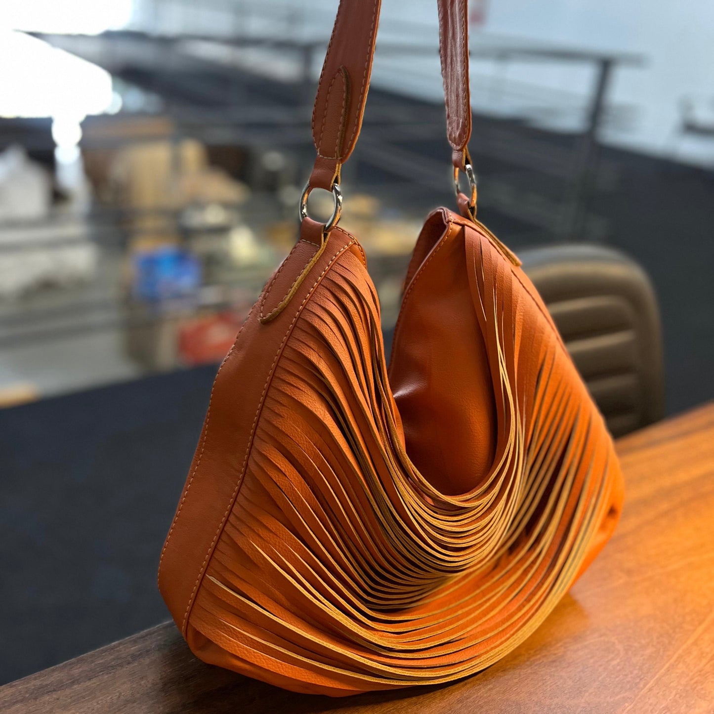 Bolsa FLOR em Couro Legítimo