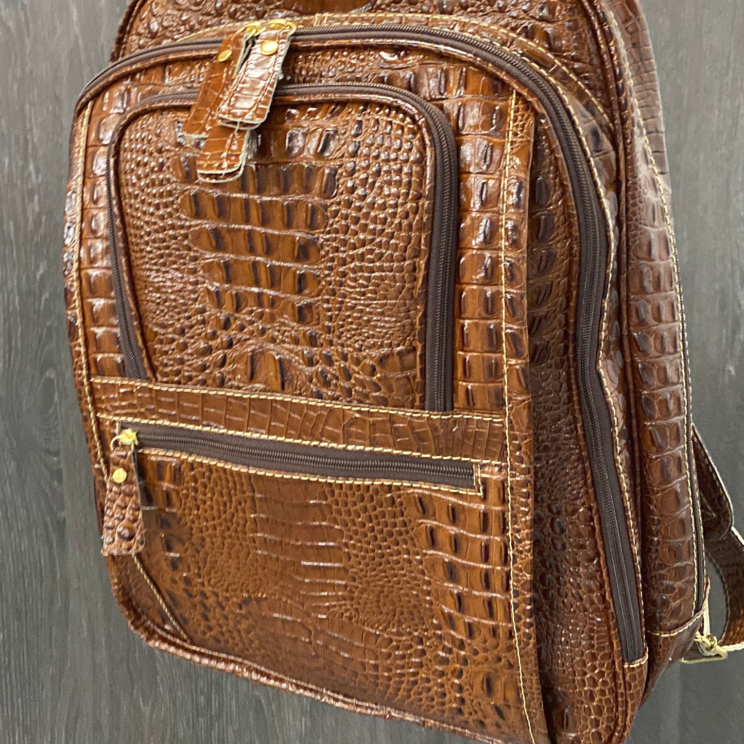 Mochila BERNARD em Couro Legítimo