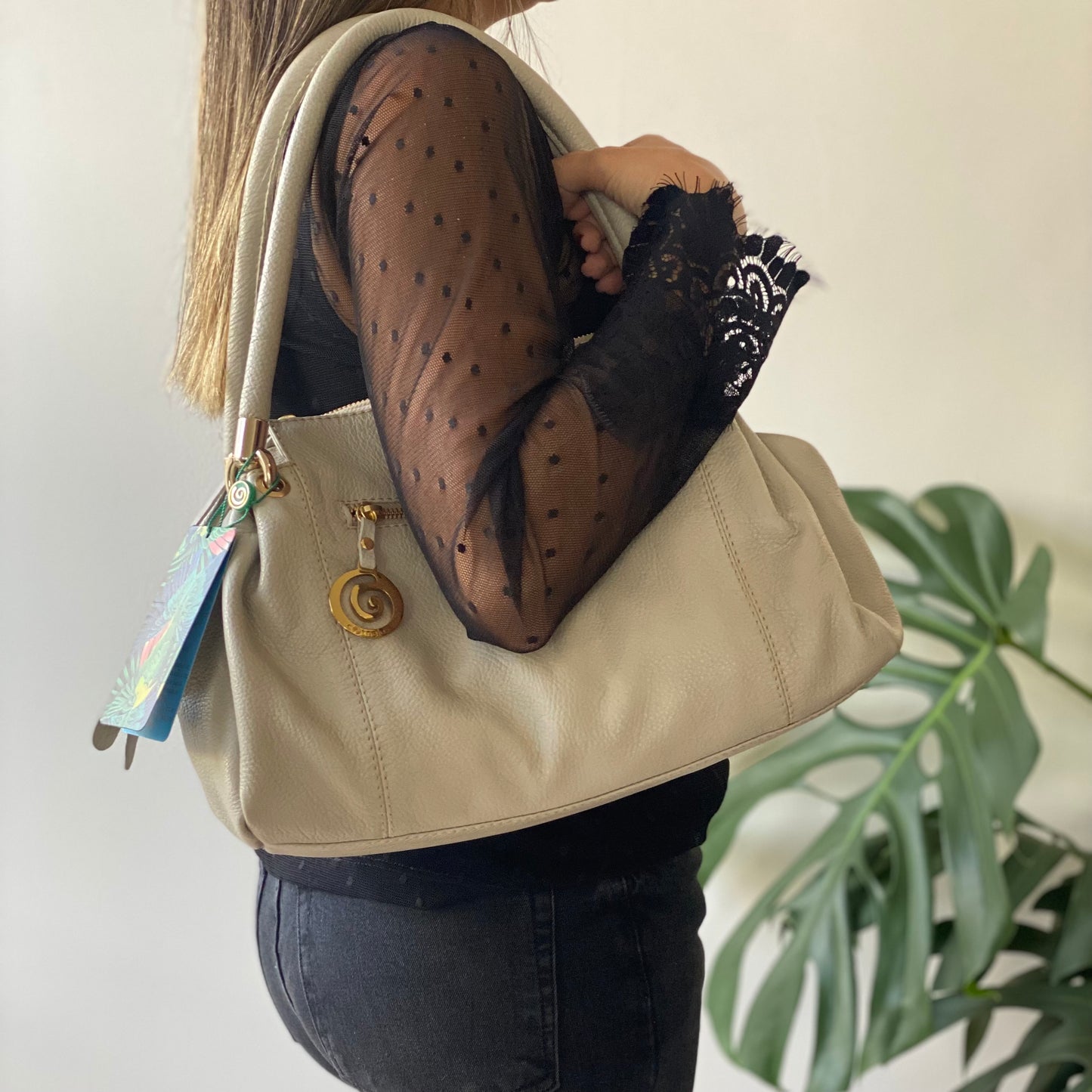 Bolsa ESTER em Couro Legítimo