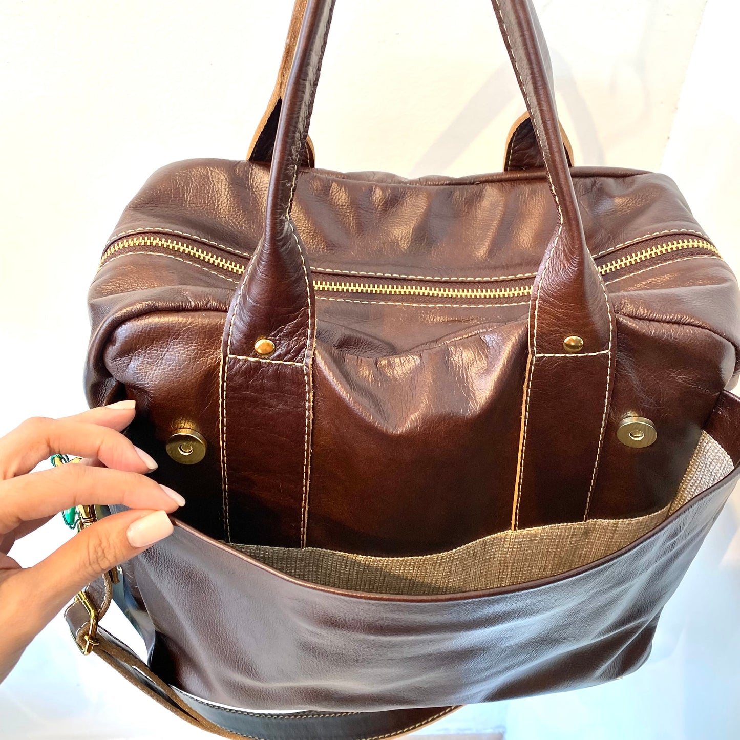 Bolsa GILMARA em Couro Legítimo