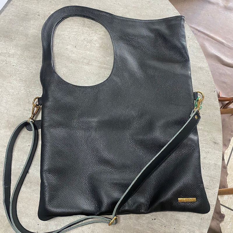 Bolsa ANDREIA em Couro Legitímo