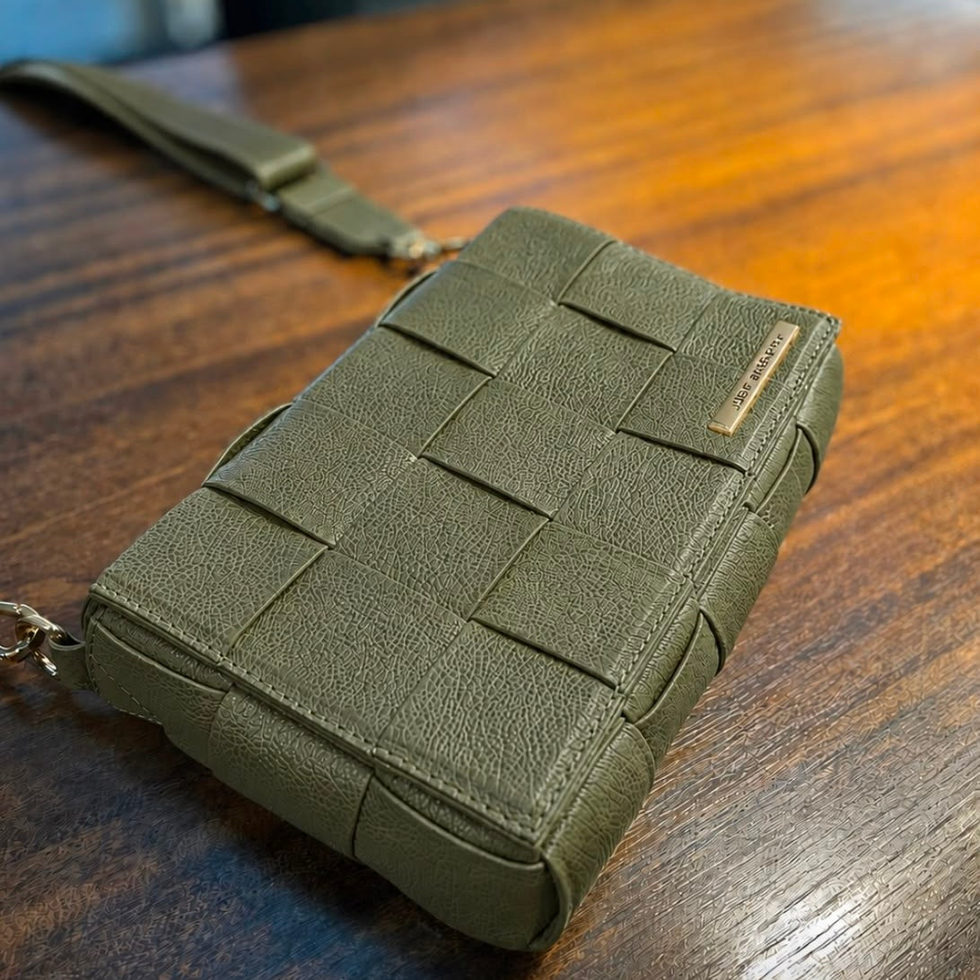 Bolsa BÁRBARA em Couro Legítimo