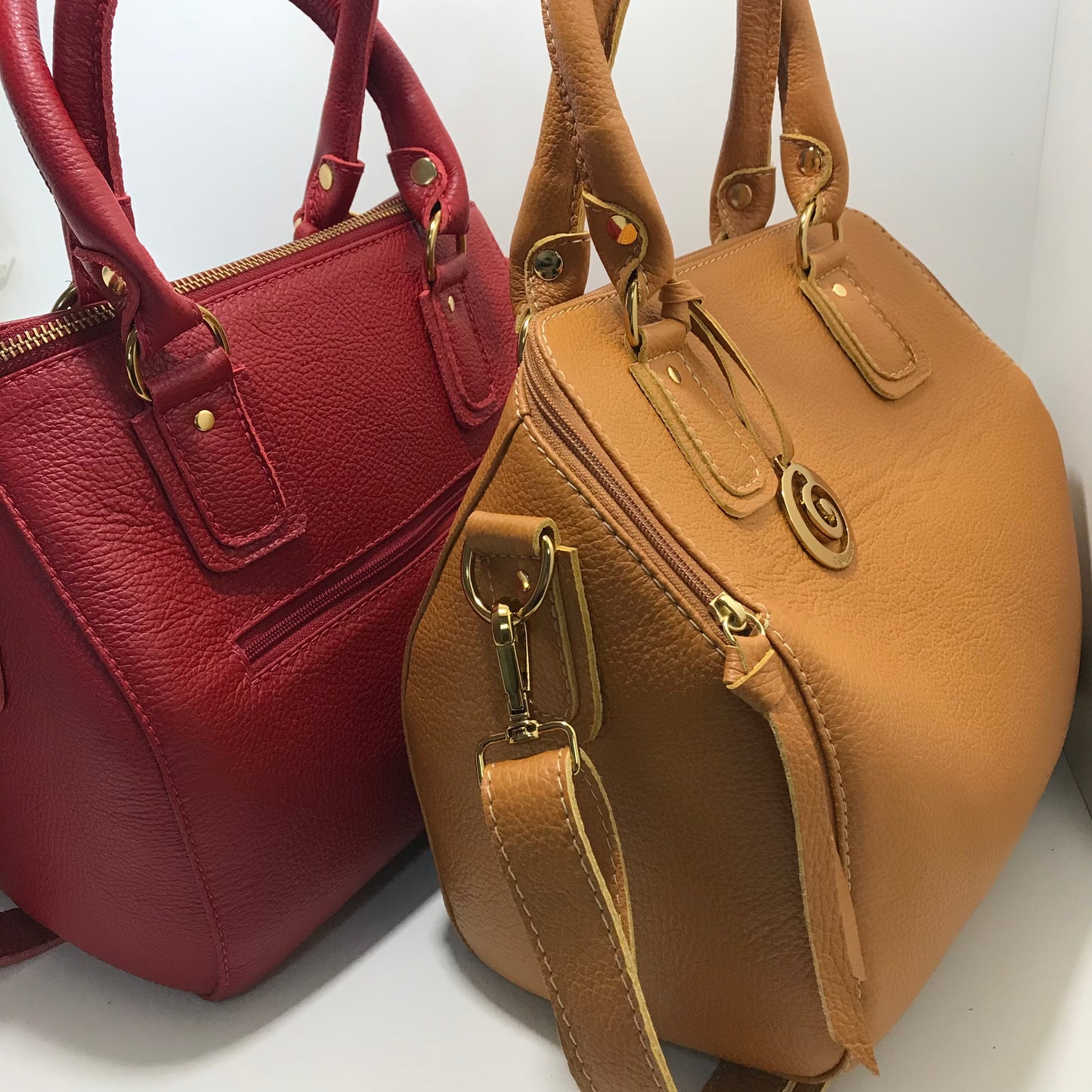 Bolsa ANTONELLA em Couro Legitímo