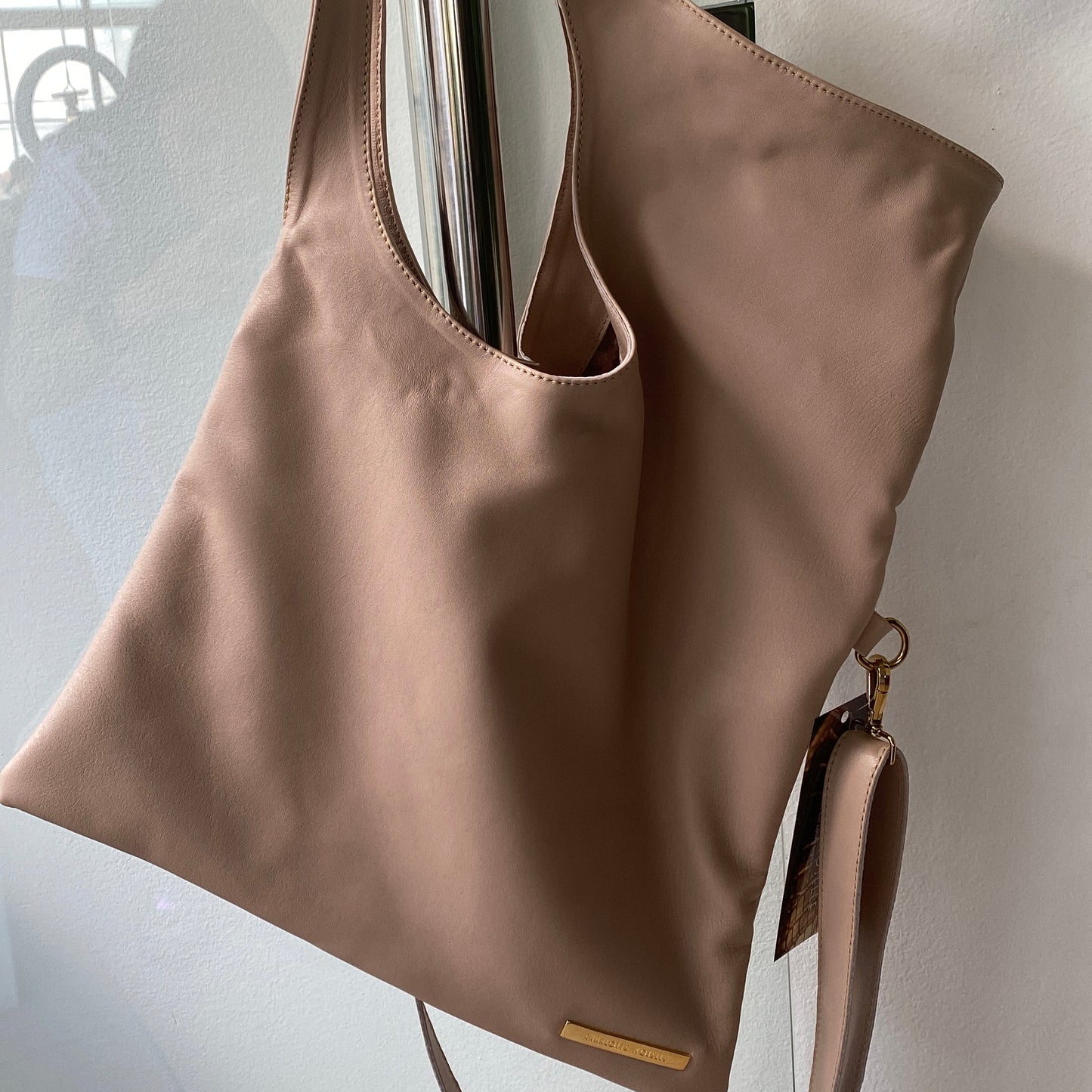 Bolsa ANDREIA em Couro Legitímo