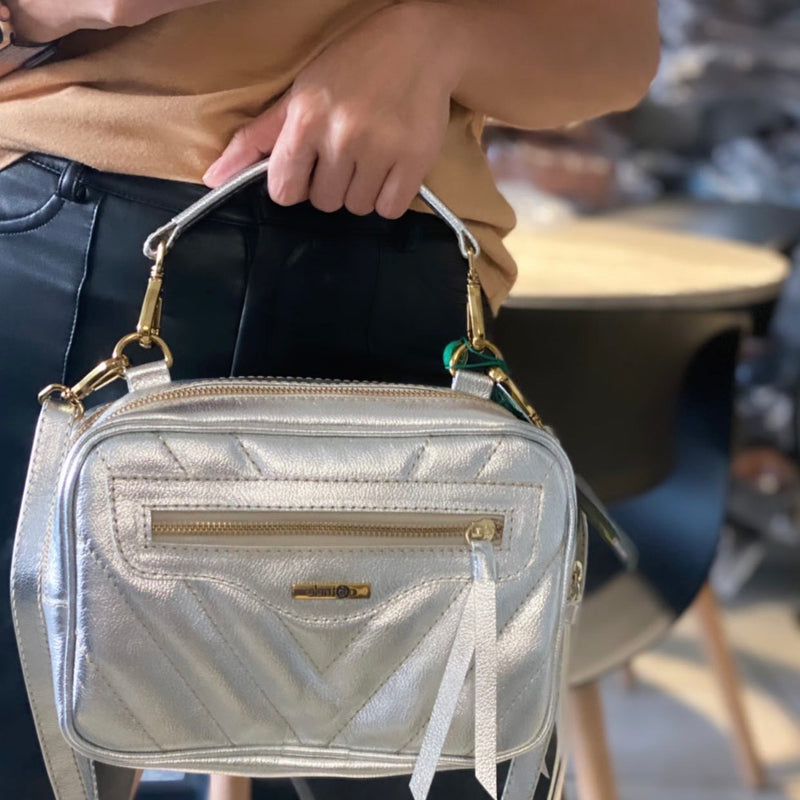Bolsa FLORA em Couro Legítimo