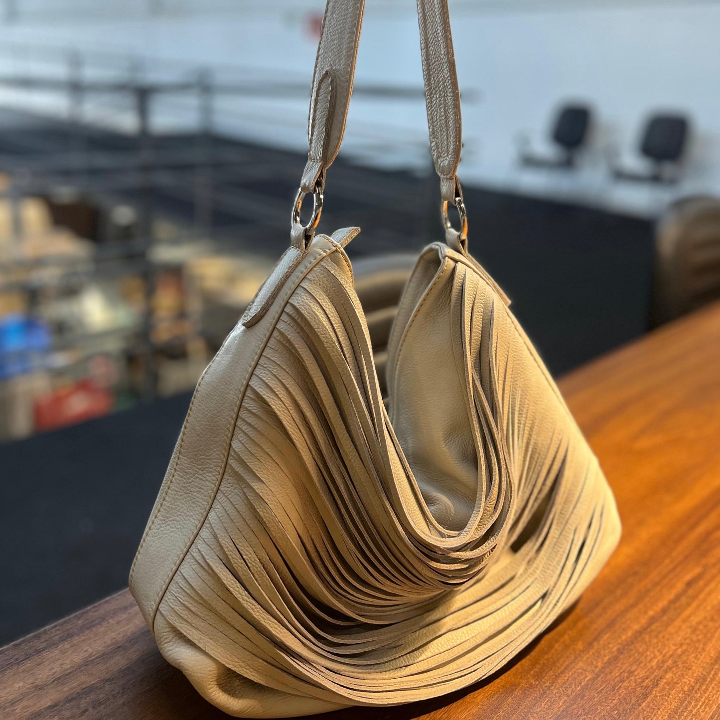 Bolsa FLOR em Couro Legítimo