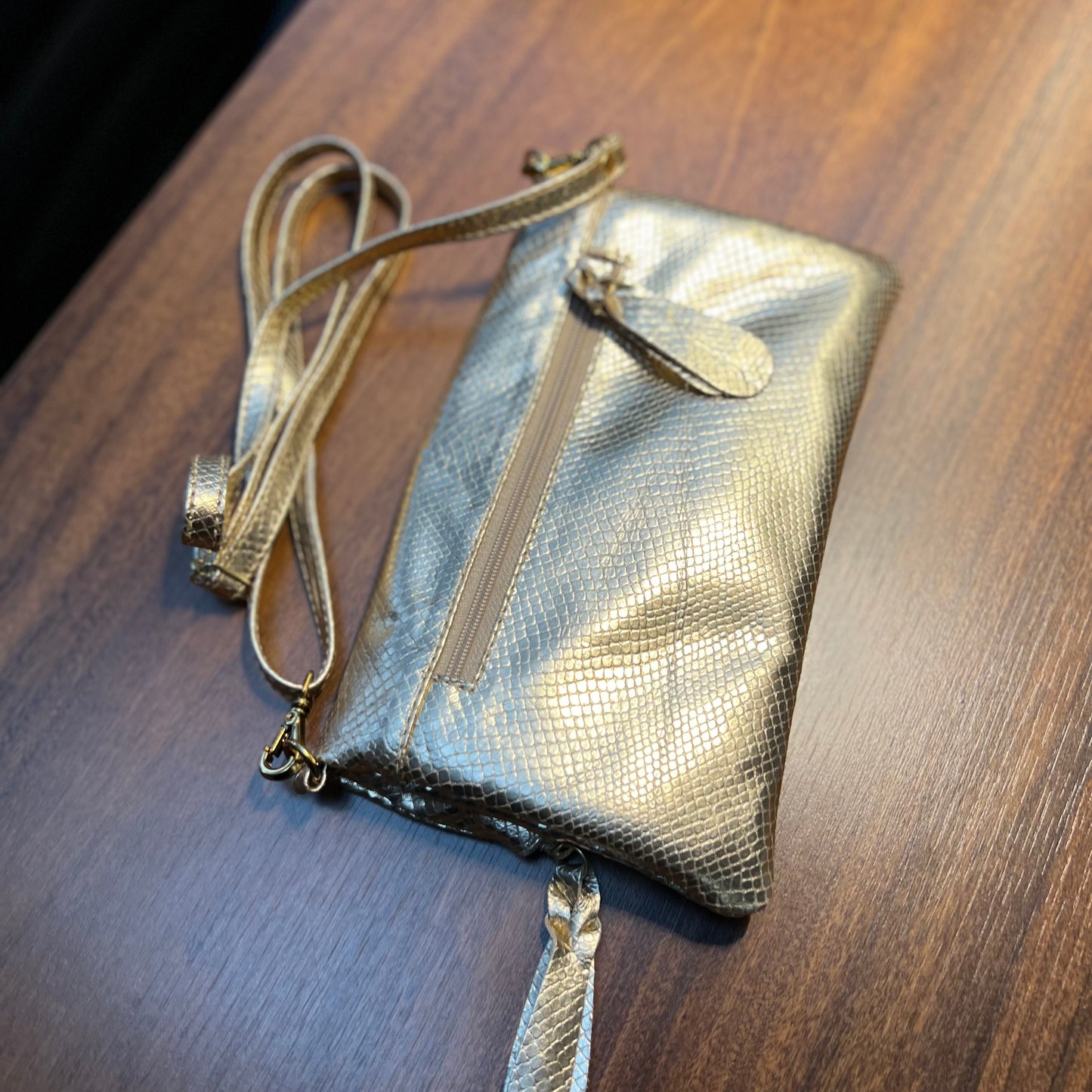 Bolsa NARA em Couro Legítimo