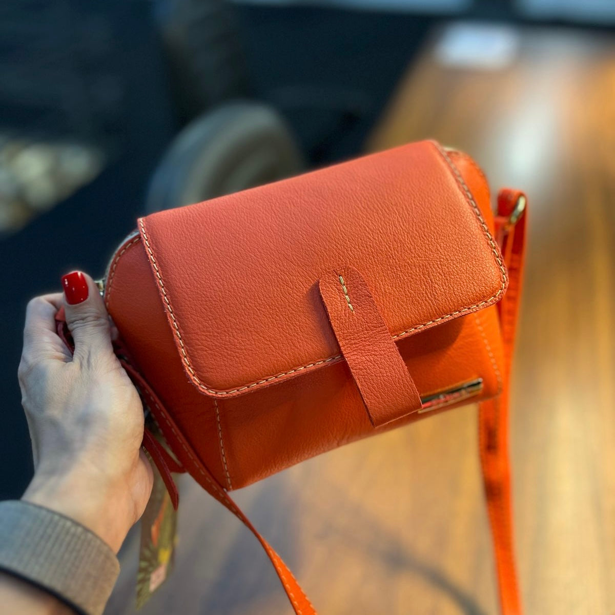 Bolsa BIANCA Em Couro Legítimo