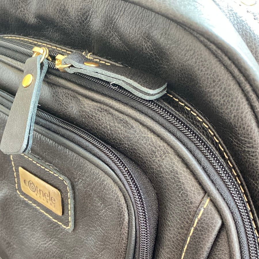 Mochila BERNARD em Couro Legítimo