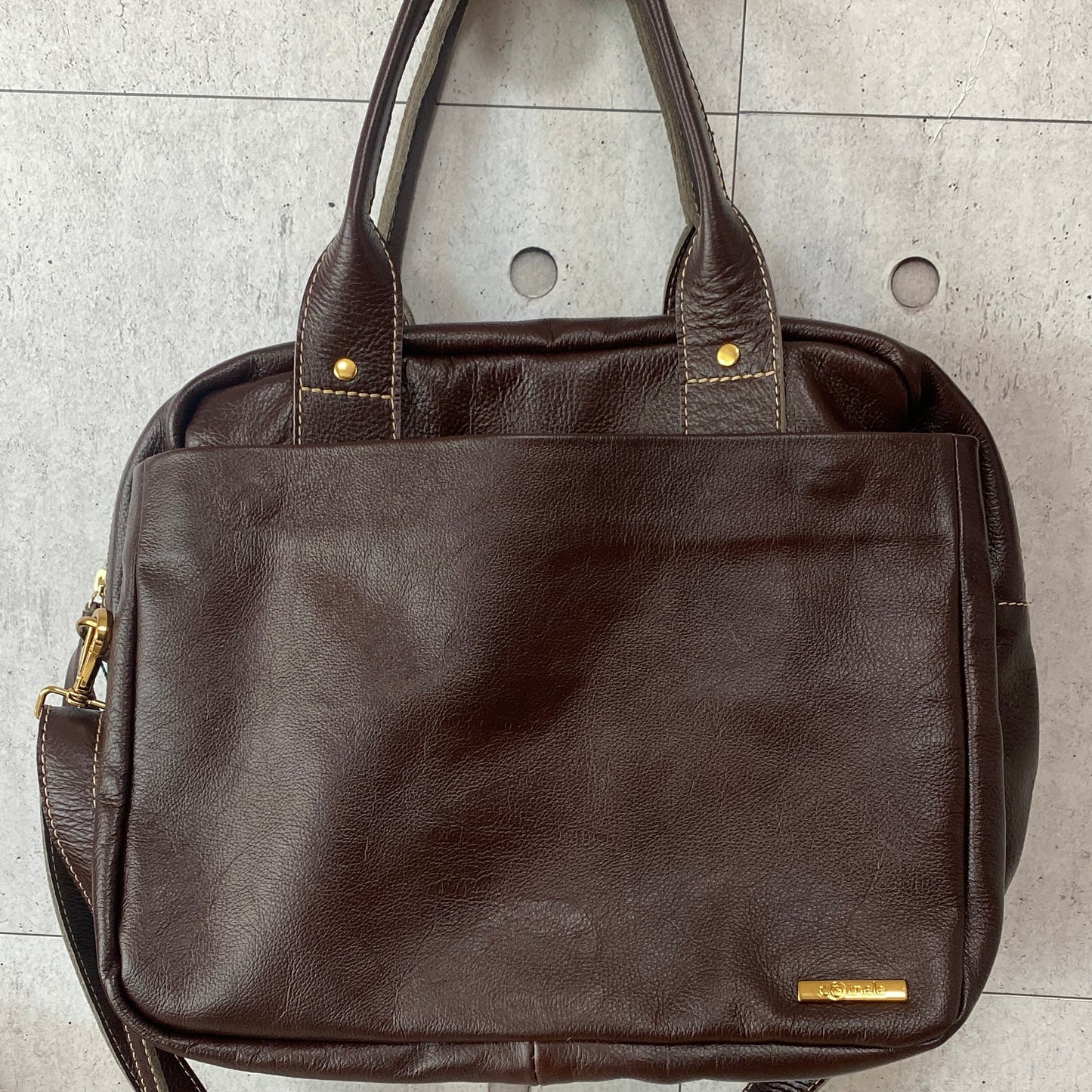 Bolsa GILMARA em Couro Legítimo