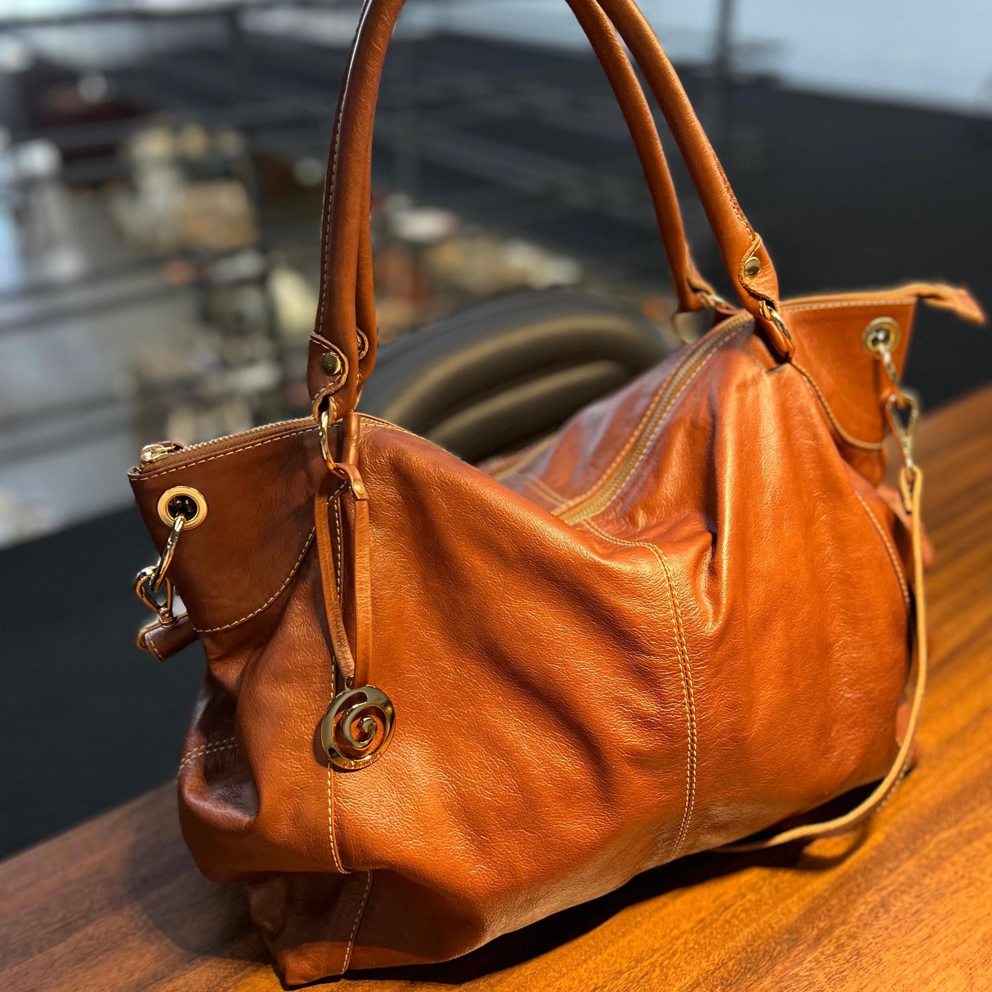 Bolsa ELIDA em Couro Legítimo