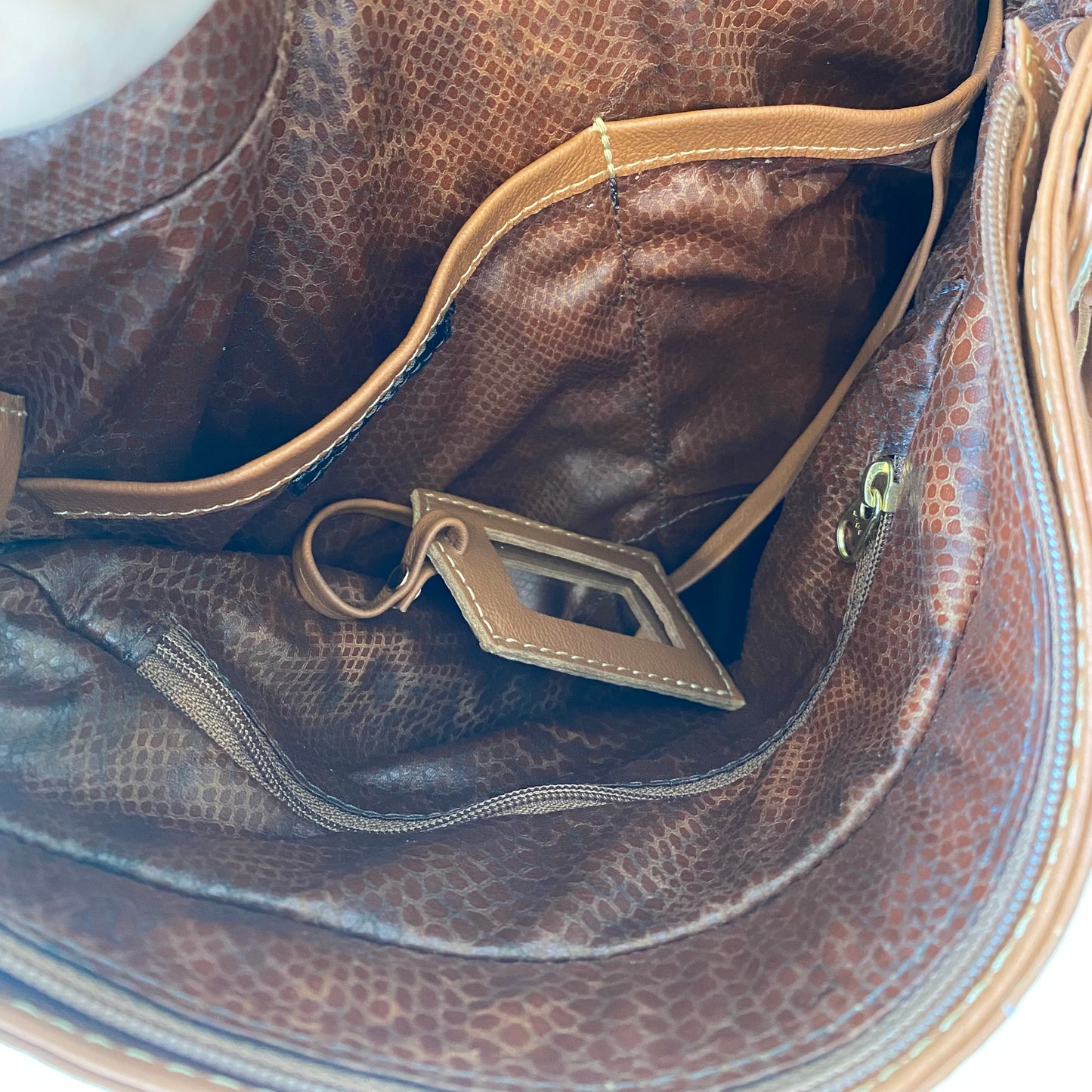 Bolsa ABIGAIL em Couro Legítimo