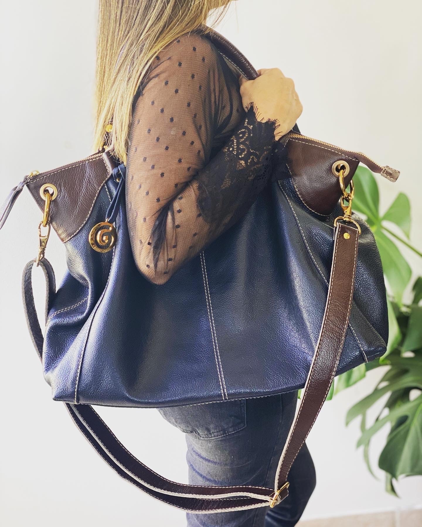 Bolsa ELIDA em Couro Legítimo