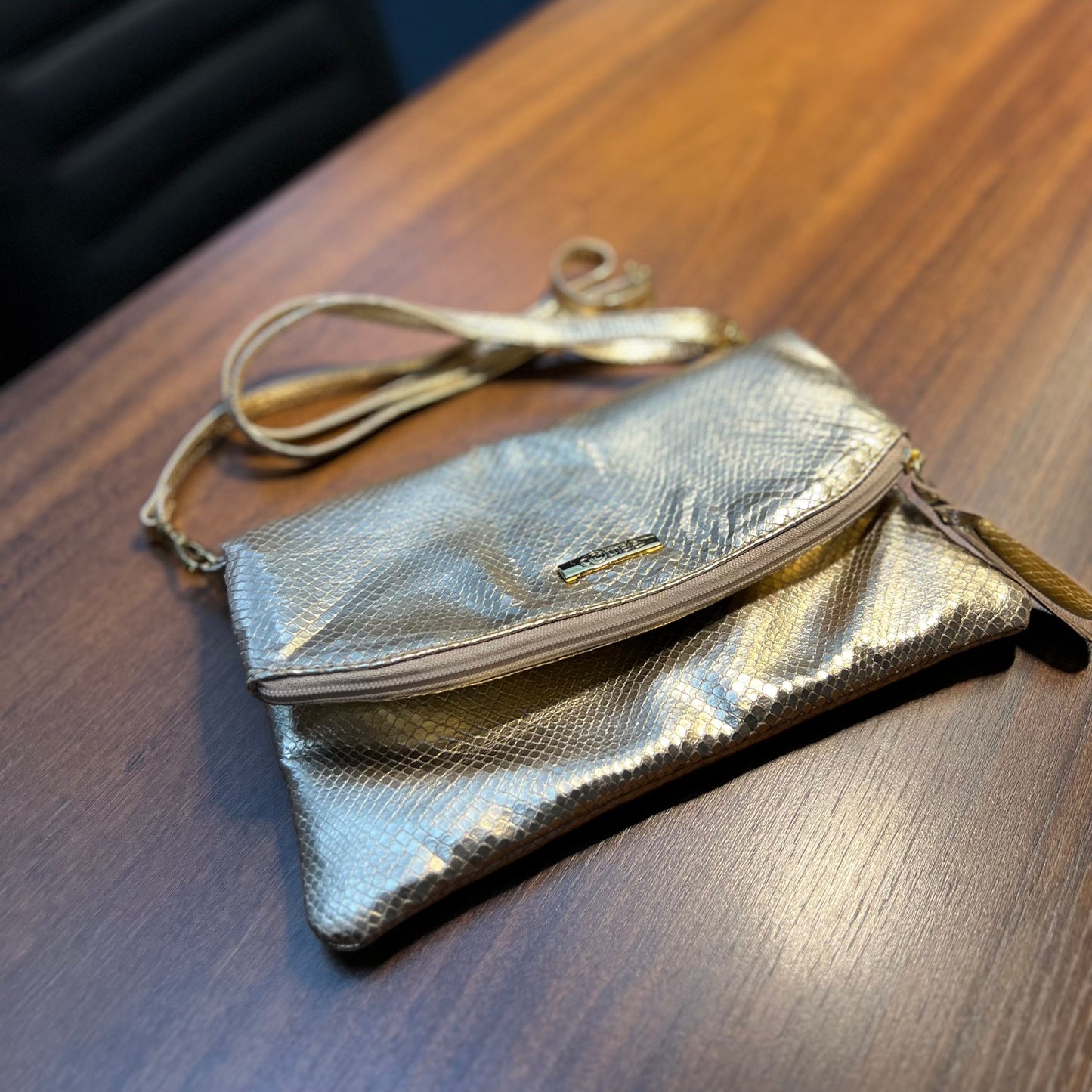 Bolsa NARA em Couro Legítimo