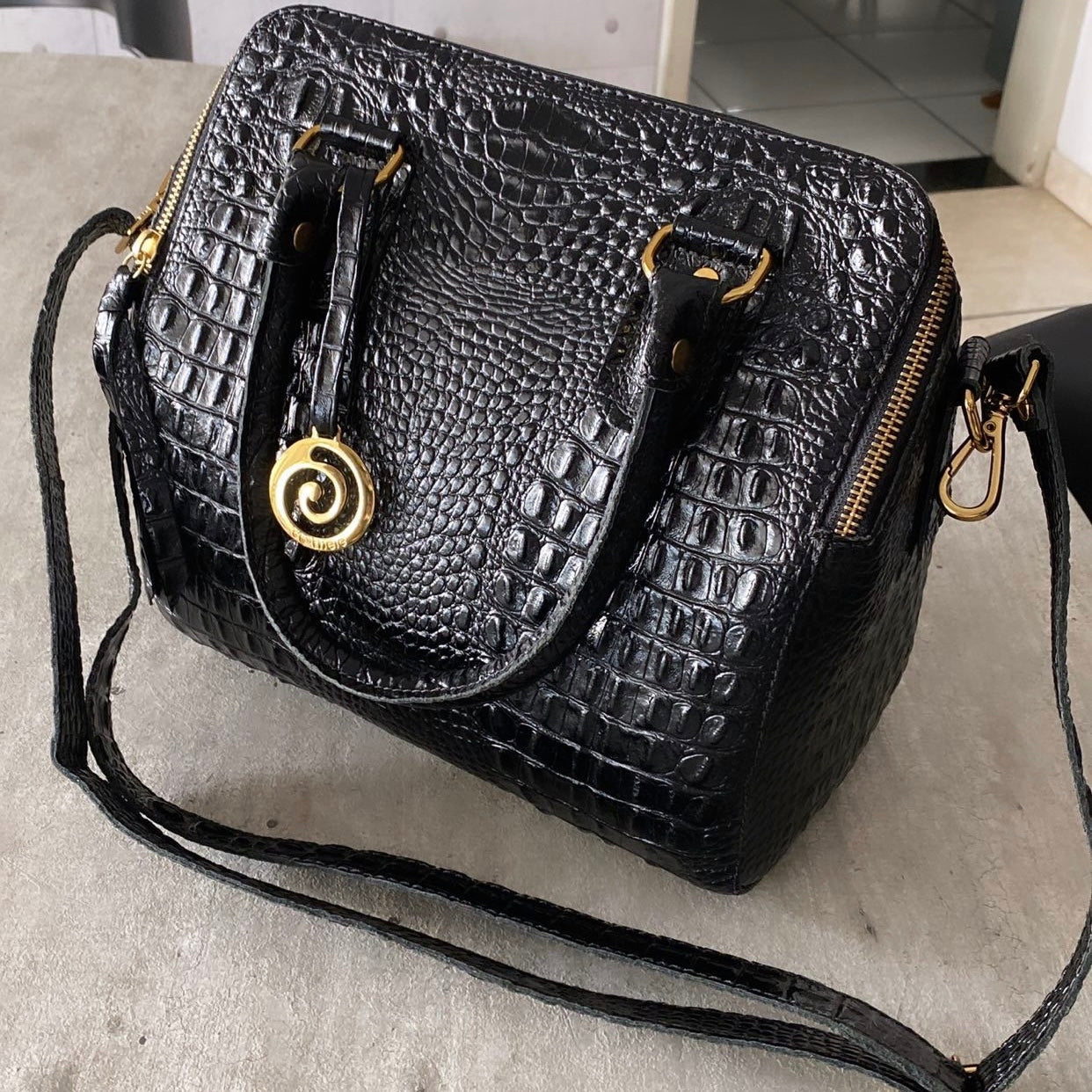 Bolsa ANTONELLA em Couro Legitímo