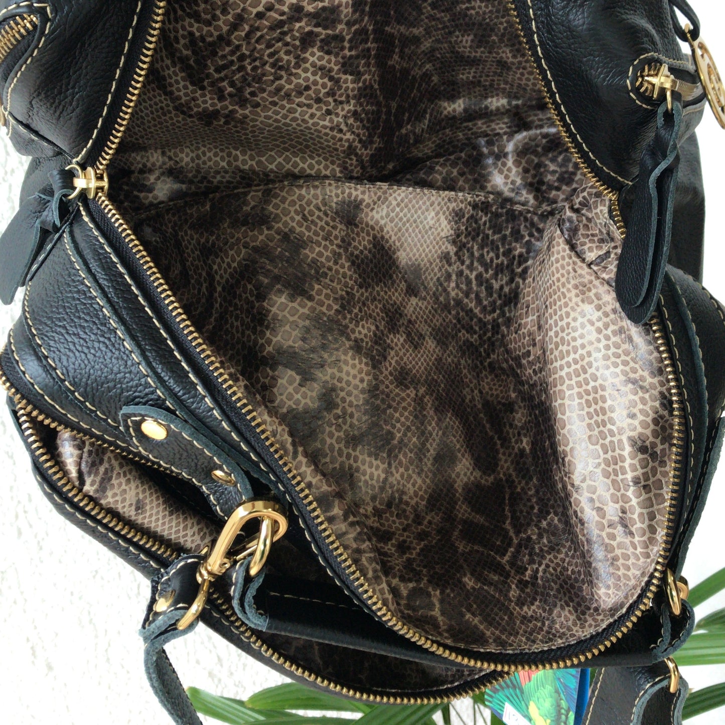 Bolsa MARCILEIA em Couro Legítimo