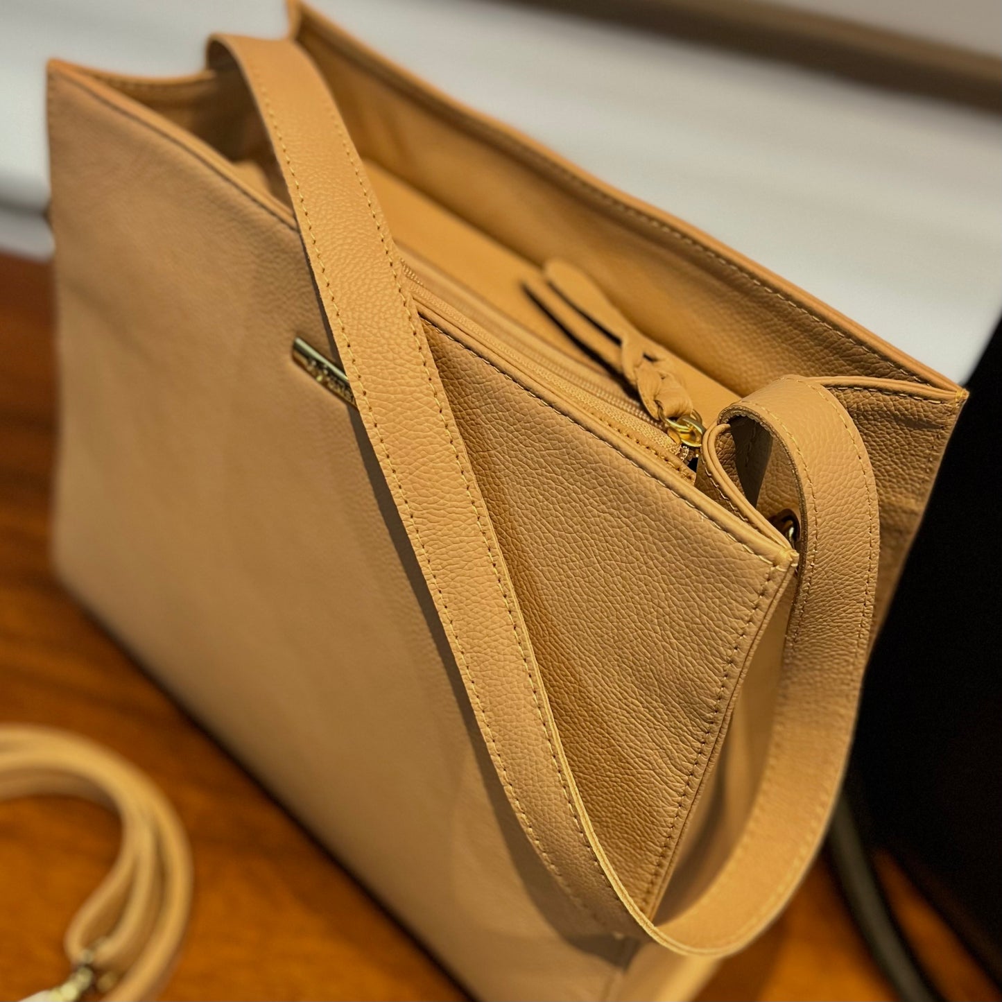 Bolsa LILA em Couro Legítimo