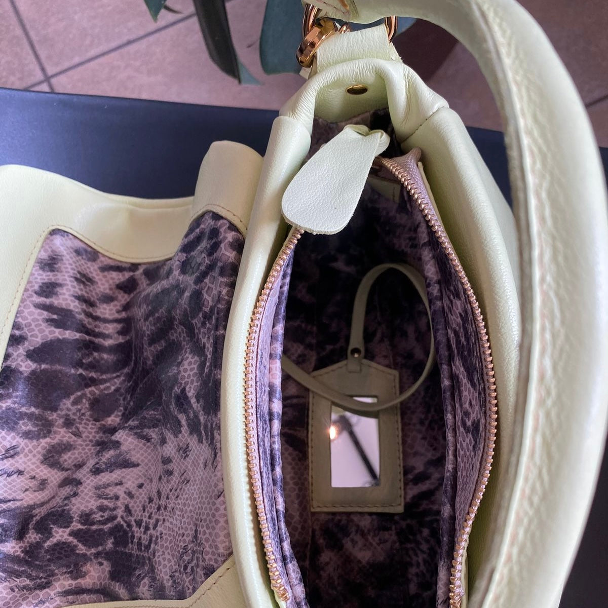 Bolsa EMILY em Couro Legítimo