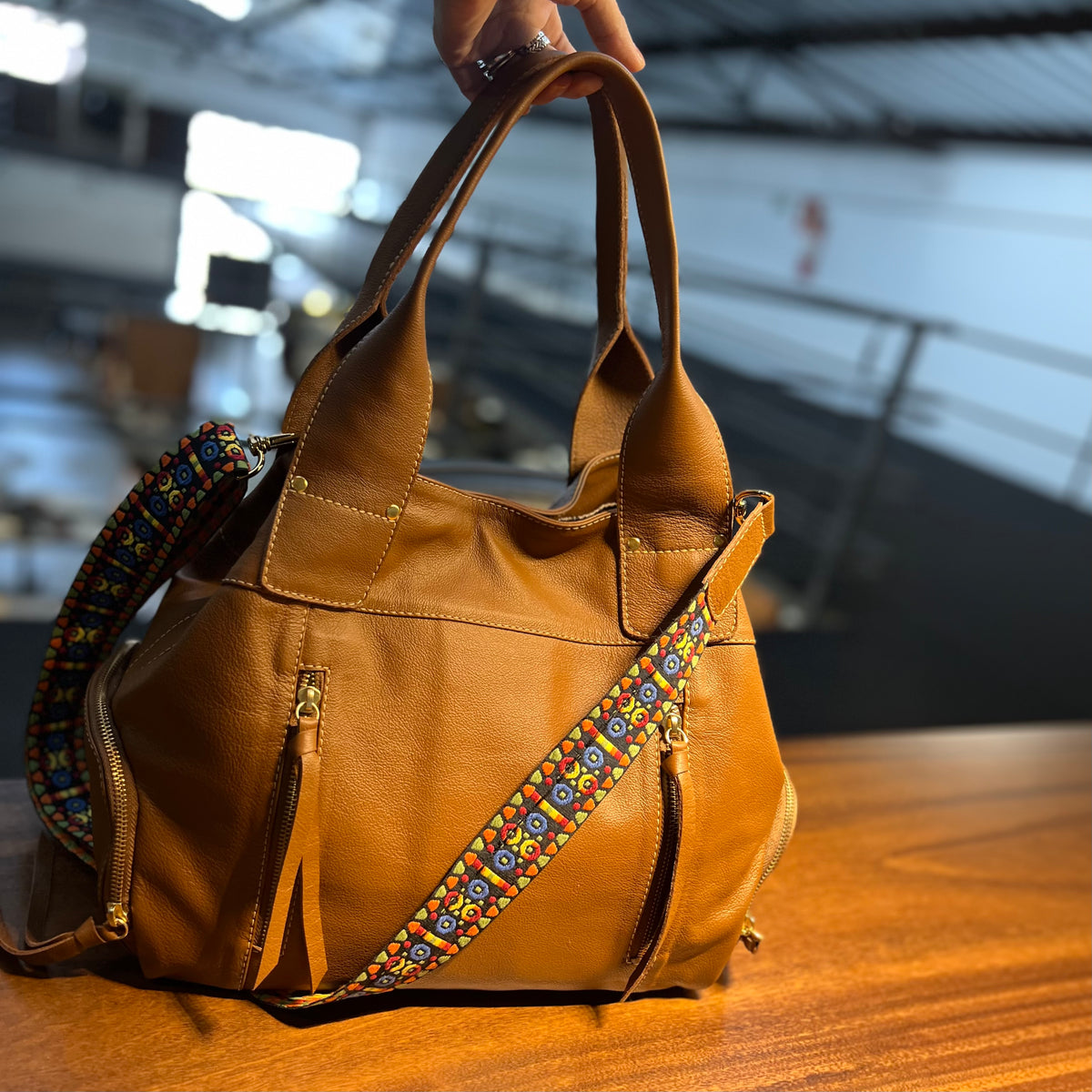 Bolsa HANNA Em Couro Legítimo