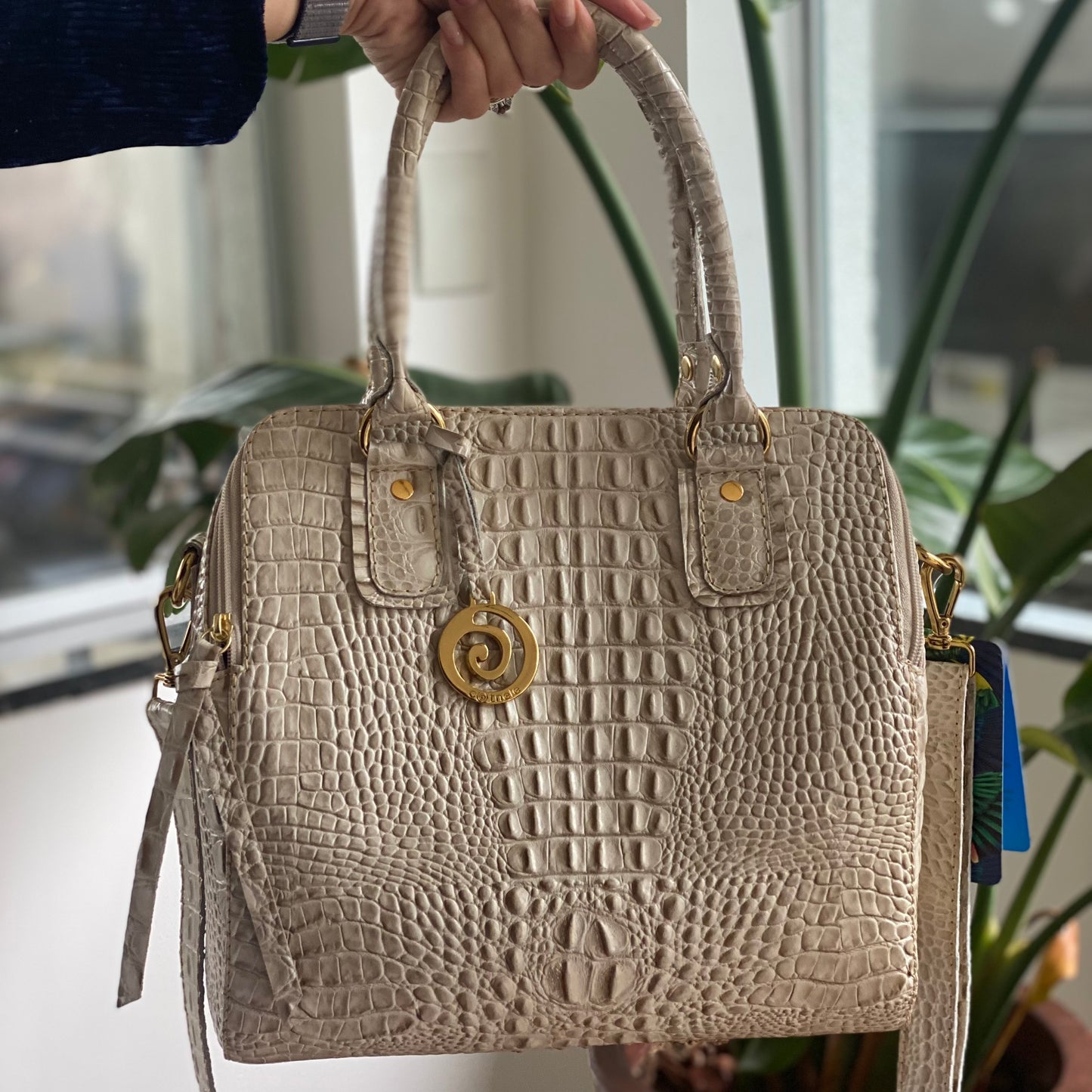 Bolsa ANTONELLA em Couro Legitímo