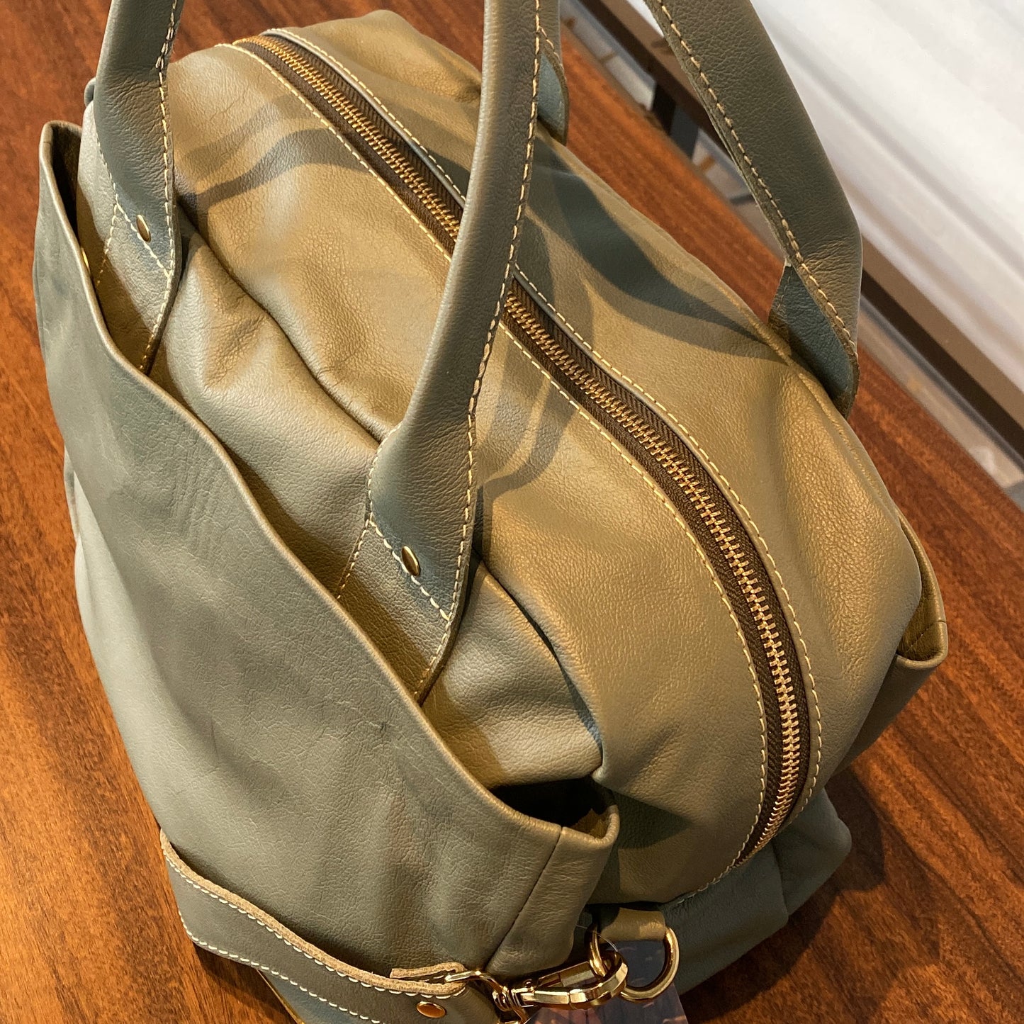 Bolsa GILMARA em Couro Legítimo