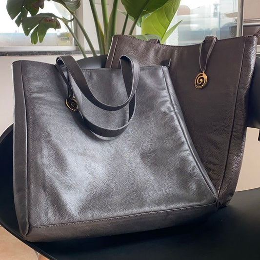 Bolsa SARA em Couro Legítimo